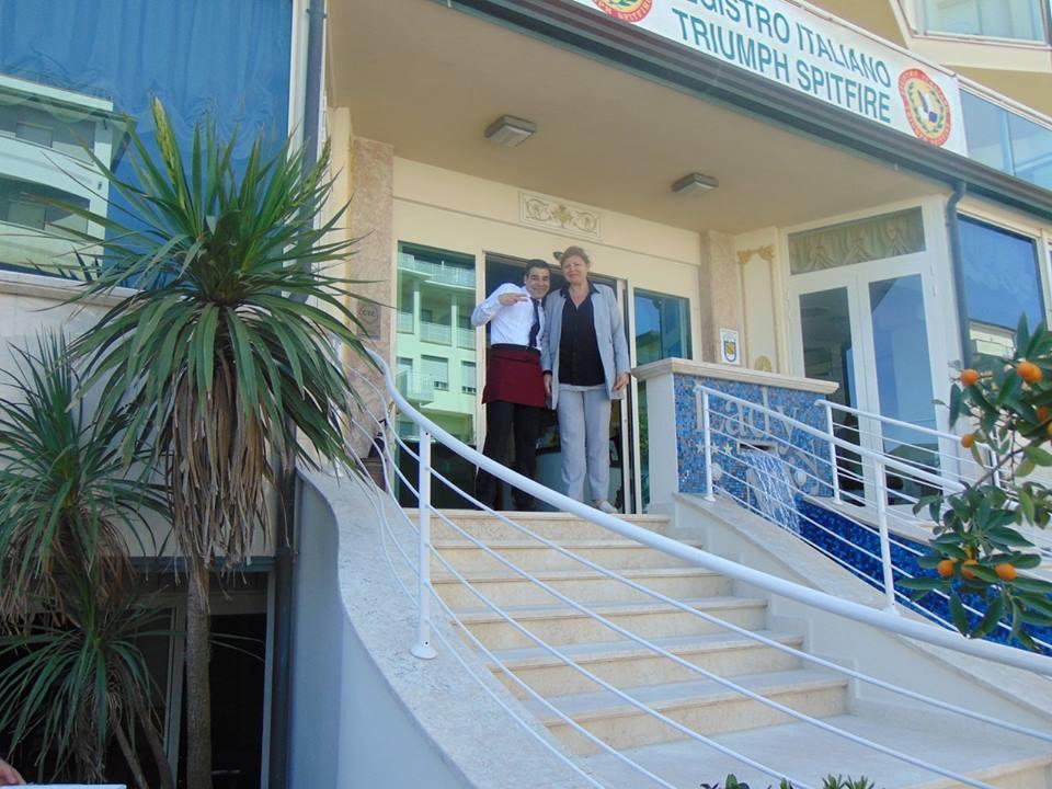 Hotel Lady Mary Milano Marittima Exterior foto