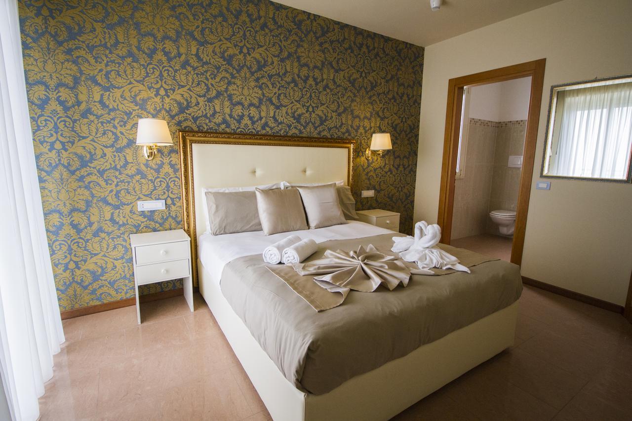 Hotel Lady Mary Milano Marittima Exterior foto